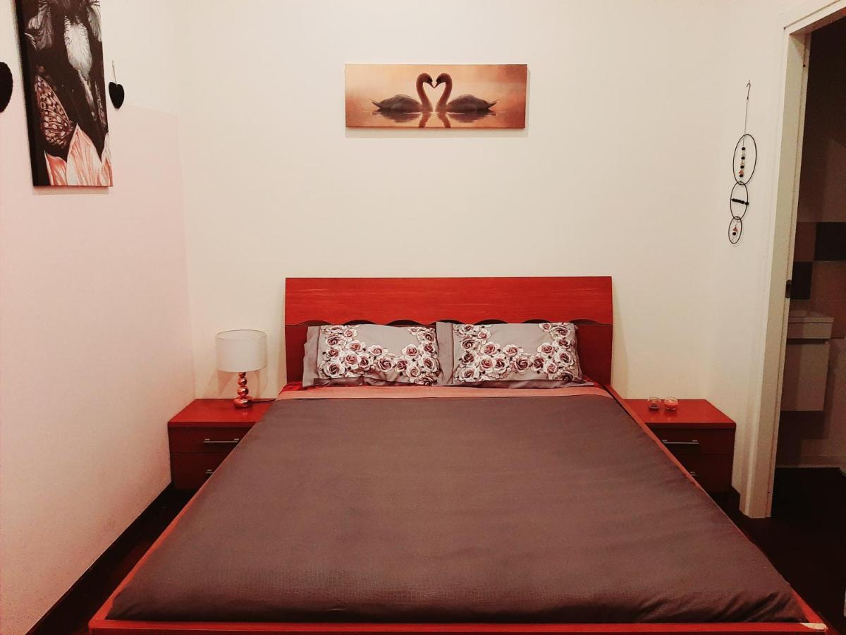 アヴェッツァーノ Sul Corso Bed & Breakfast エクステリア 写真